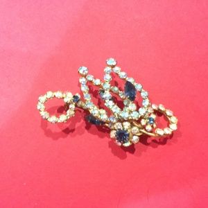 Vintage Brooch Dark Blue & Diamond-like Stones
